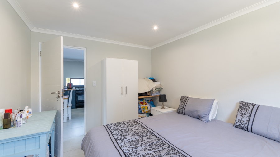 5 Bedroom Property for Sale in Calypso Beach Western Cape